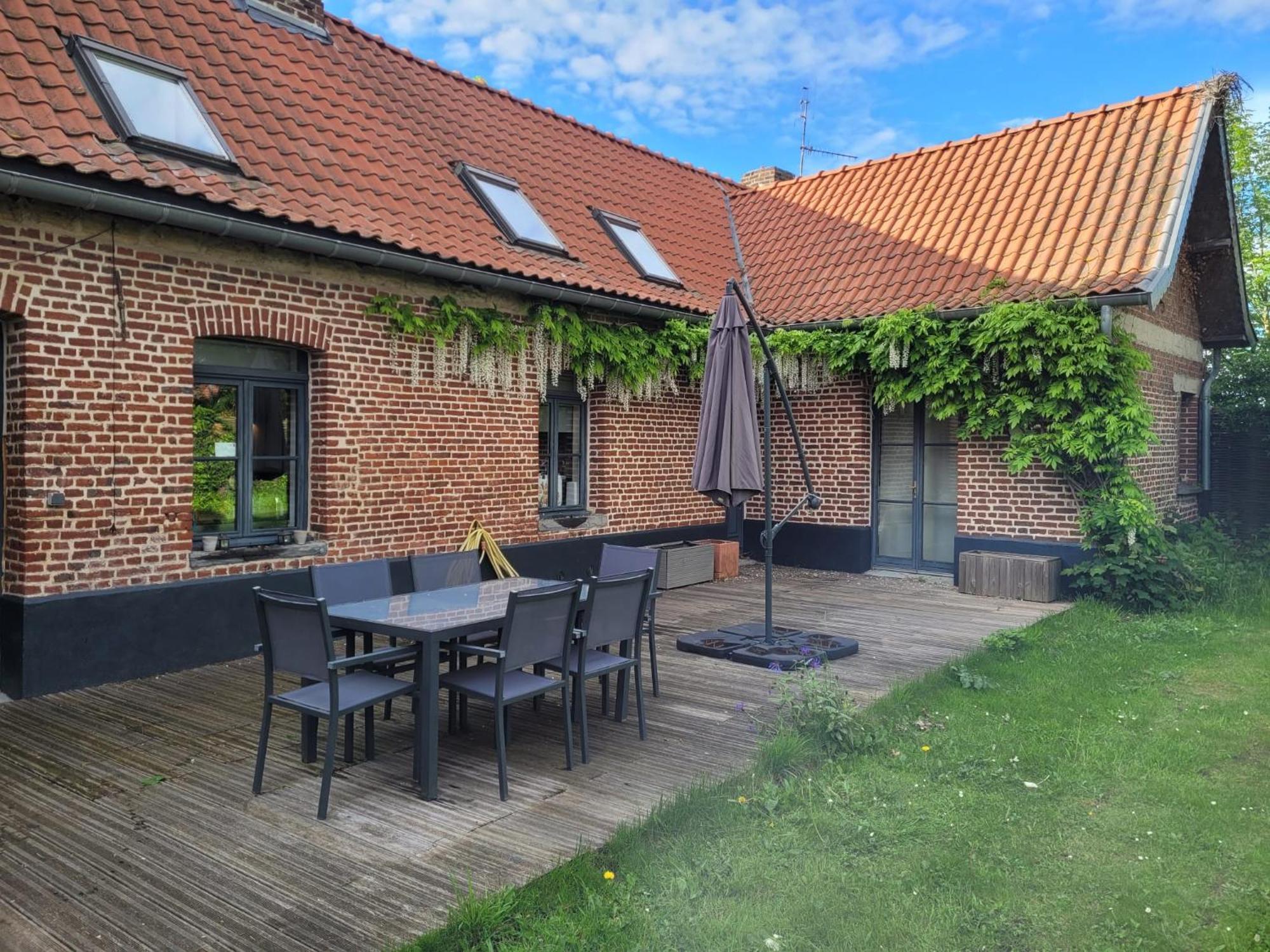 Ferme De Caractere Avec Piscine Et Cheminee Villa Sainghin-en-Mélantois Exterior foto